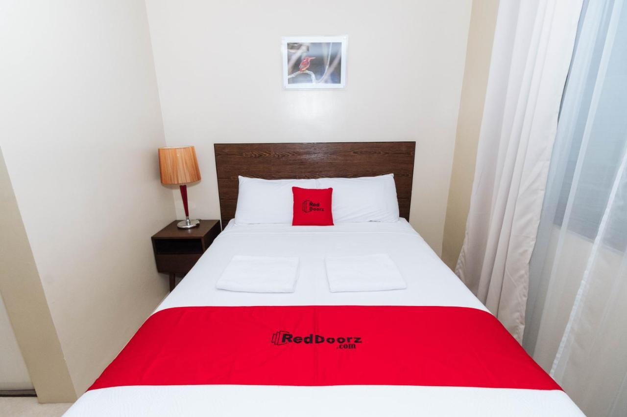 Reddoorz Near Osmena Highway 1 Hotel Makati City Exterior photo
