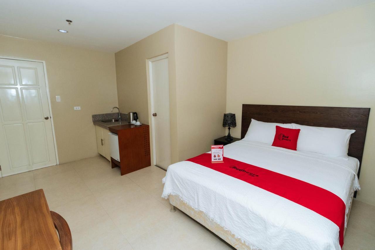 Reddoorz Near Osmena Highway 1 Hotel Makati City Exterior photo